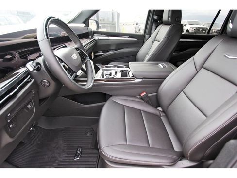 New 2026 Cadillac Escalade ESV 2WD image 6