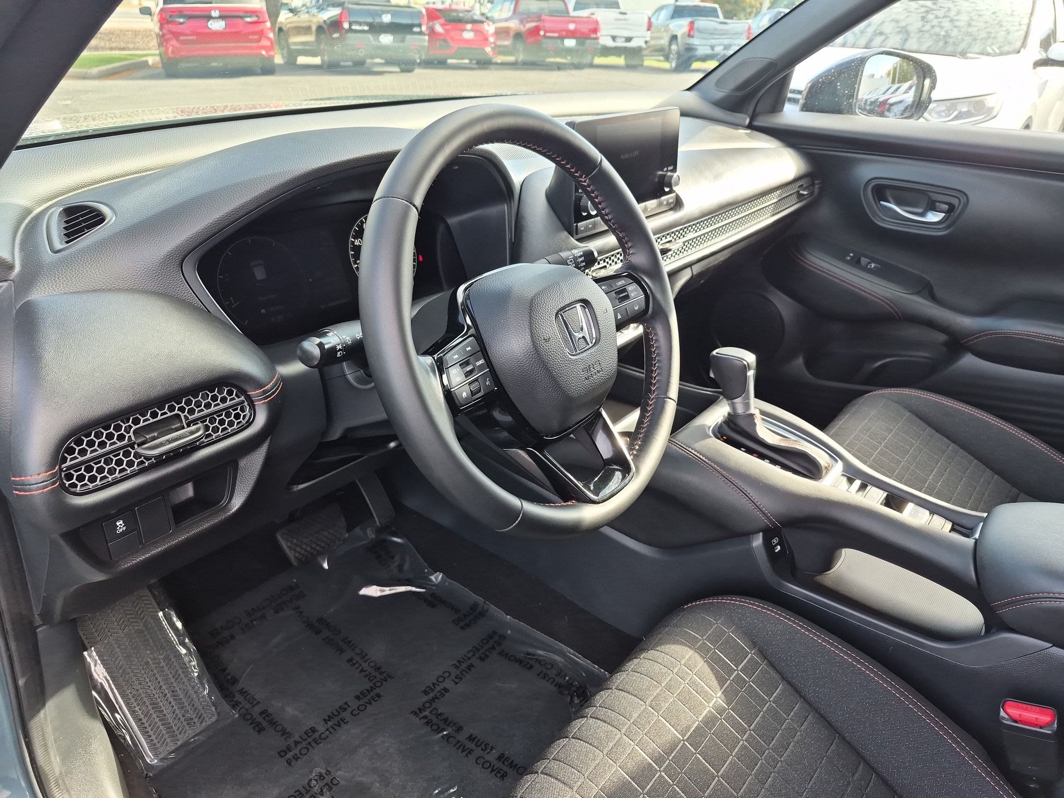 Certified 2025 Honda HR-V Sport image 16