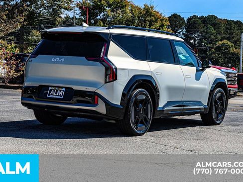 Used 2024 Kia EV9 GT-Line image 5