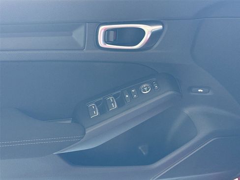 Used 2023 Honda Civic Sport image 16