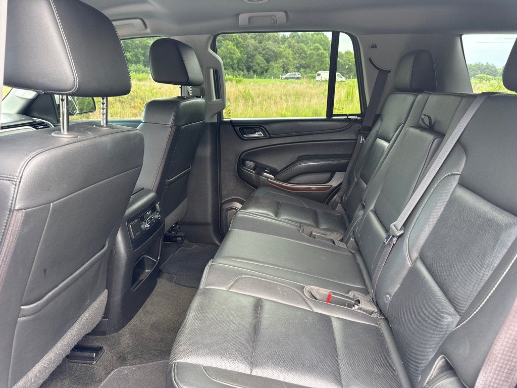 Used 2017 GMC Yukon SLT AWD/4WD image 13