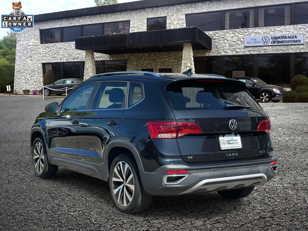 Used 2022 Volkswagen Taos SE AWD/4WD image 6