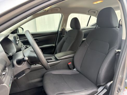 Certified 2025 Nissan Sentra S FWD image 11