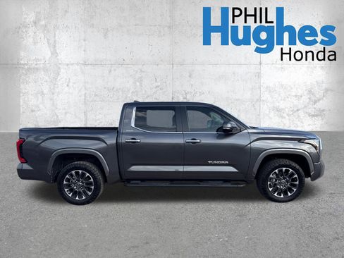 Used 2024 Toyota Tundra Limited image 2