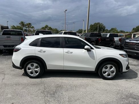 Used 2025 Honda HR-V LX image 4