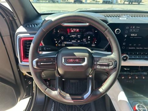 Certified 2025 GMC Canyon AT4 w/ AT4X Package AWD/4WD image 6