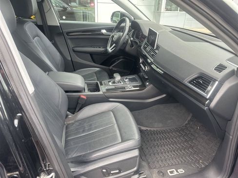 Used 2020 Audi Q5 2.0T Premium Plus w/ Premium Plus Package AWD/4WD image 8