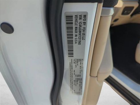 New 2026 Jeep Grand Cherokee Limited RWD image 15