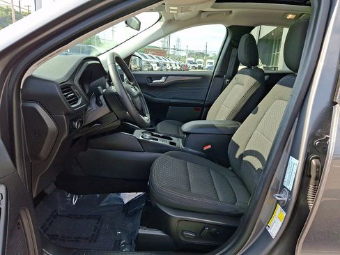 Used 2023 Ford Escape Active w/ Tech Pack #2 AWD/4WD image 13
