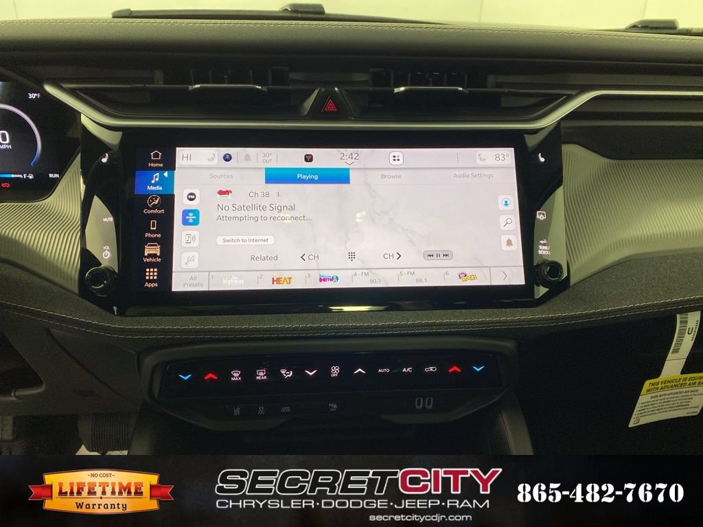 New 2026 Jeep Cherokee Laredo AWD/4WD image 21
