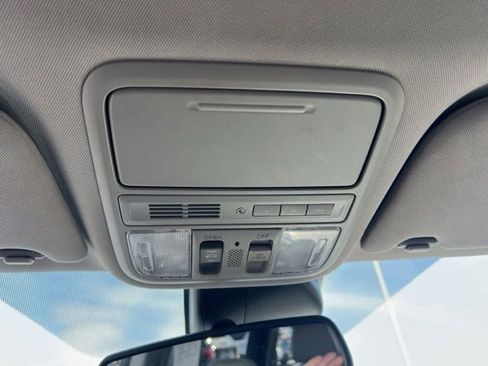 Used 2015 Honda Odyssey EX-L image 26