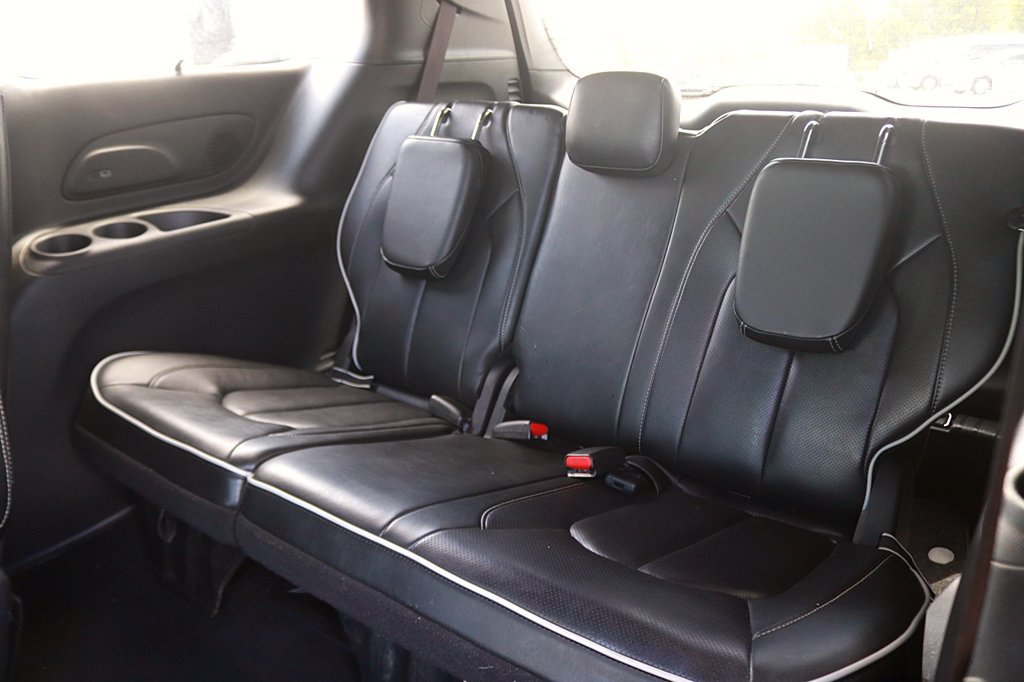 Used 2025 Chrysler Pacifica Limited FWD image 15