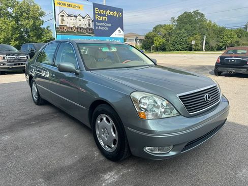 Used 2001 Lexus LS 430 RWD image 9