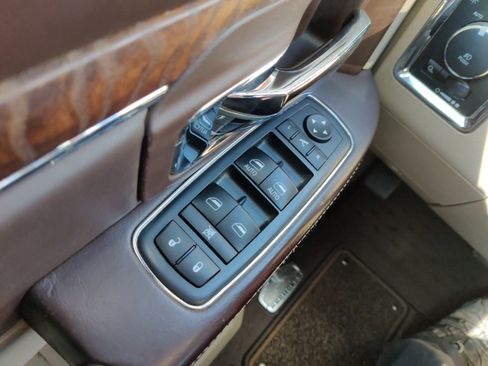 Used 2018 RAM 2500 Longhorn image 24