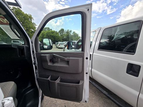 Used 2019 Chevrolet Express 2500 w/ Driver Convenience Package image 18