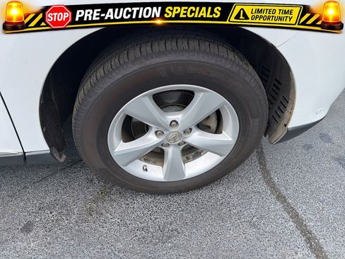 Used 2013 Lexus RX 350 AWD w/ Navigation Pkg image 2