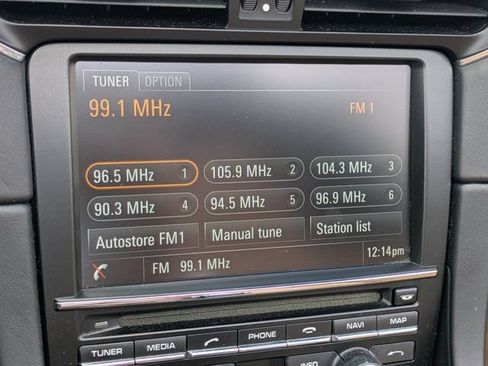 Used 2015 Porsche 911 Targa 4S w/ Sport Chrono Package AWD/4WD image 19