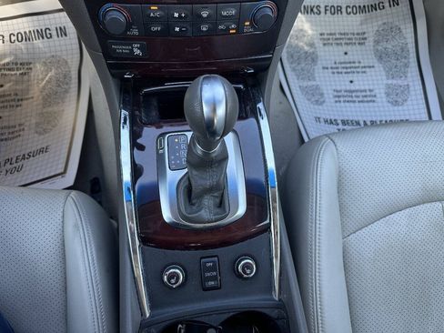 Used 2011 INFINITI G37 x Sedan w/ Premium Pkg AWD/4WD image 14