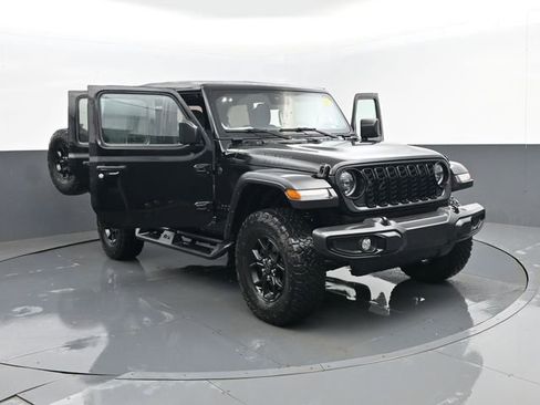 Used 2024 Jeep Wrangler Unlimited Sport AWD/4WD image 28