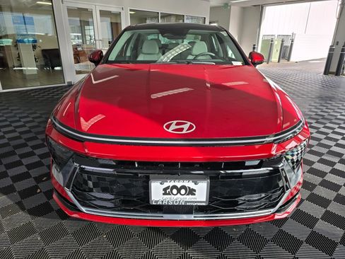 New 2026 Hyundai Sonata SEL FWD image 8