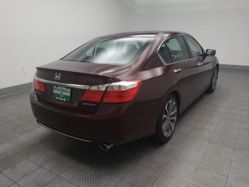 Used 2015 Honda Accord Sport image 9