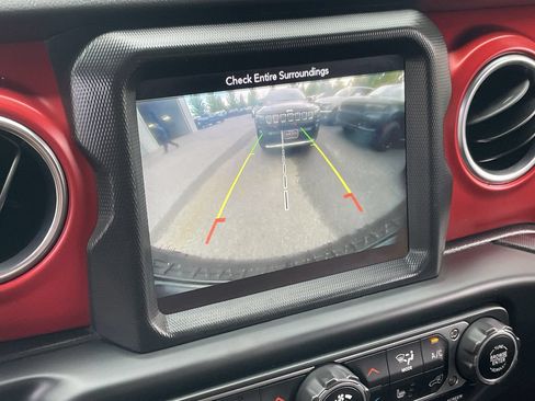 Used 2019 Jeep Wrangler Unlimited Rubicon AWD/4WD image 33