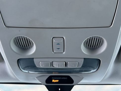 Used 2018 Ford EcoSport SE w/ SE Cold Weather Package image 37