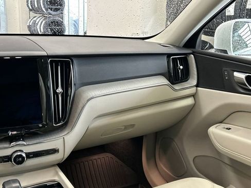 Certified 2023 Volvo XC60 B5 Plus w/ Climate Package image 25