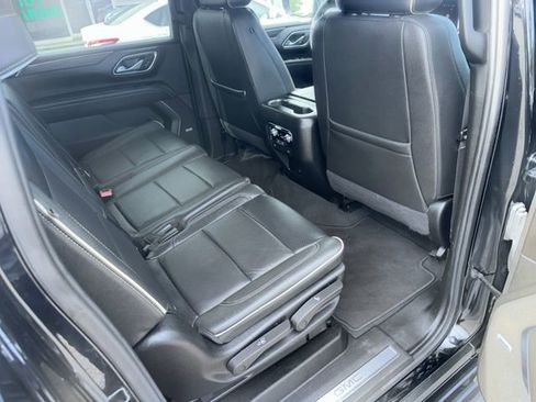 Used 2024 GMC Yukon XL SLT image 20
