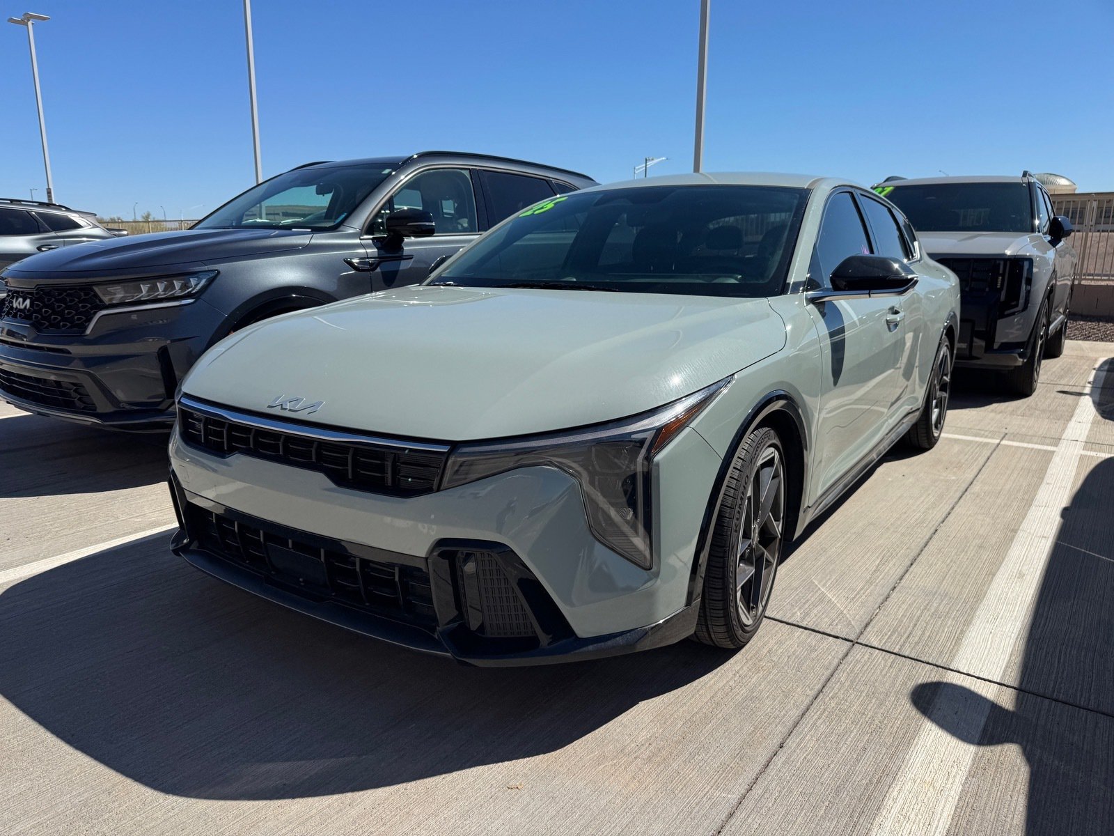 Used 2025 Kia K4 GT-Line FWD image 2