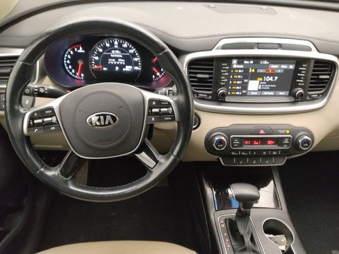 Used 2019 Kia Sorento EX w/ EX Touring Package image 22