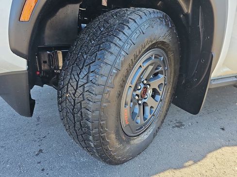 New 2026 Nissan Frontier Pro-X w/ Tow Package RWD image 34