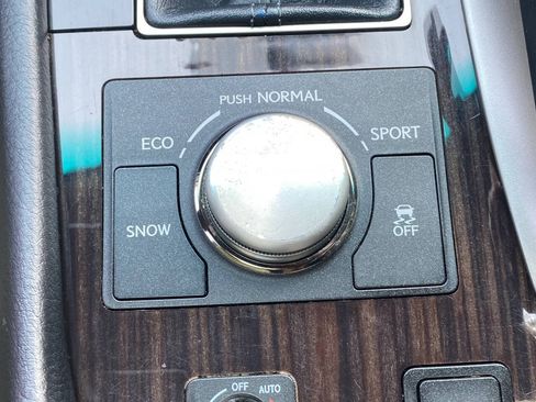 Used 2015 Lexus LS 460 w/ Comfort Package RWD image 36