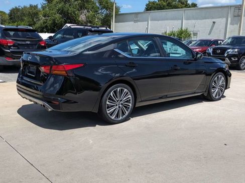 New 2026 Nissan Altima 2.5 SV w/ SV Premium Package FWD image 6