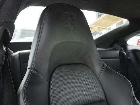 Used 2014 Porsche 911 Turbo S image 35