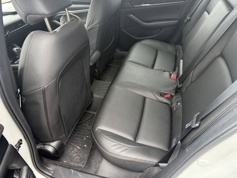 Used 2024 MAZDA MAZDA3 s FWD image 12