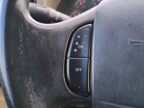 Used 2001 Ford F250 Lariat image 19