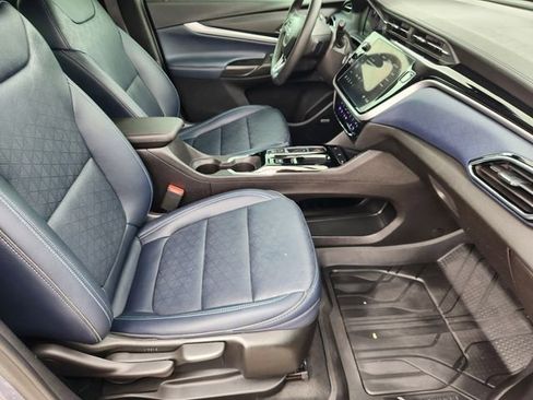 Used 2023 Chevrolet Bolt EUV Premier w/ Sun & Sound Package image 14