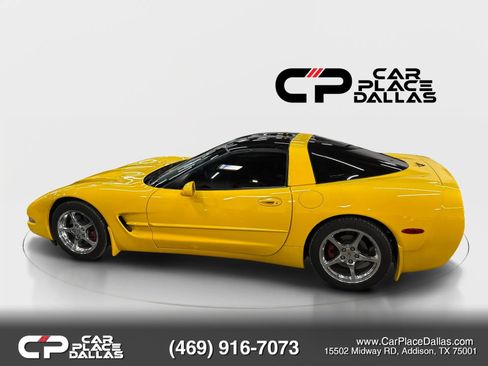 Used 2000 Chevrolet Corvette Coupe w/ Roof Pkg RWD image 5