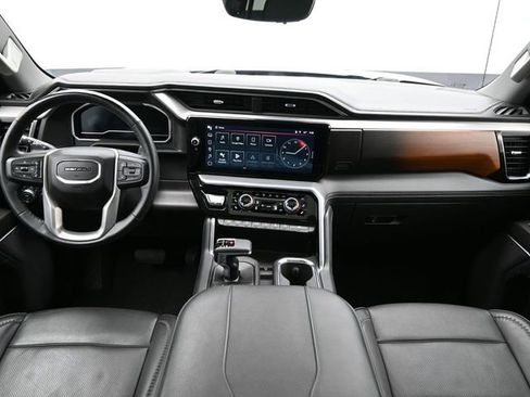 Used 2023 GMC Sierra 1500 Denali w/ Technology Package image 12