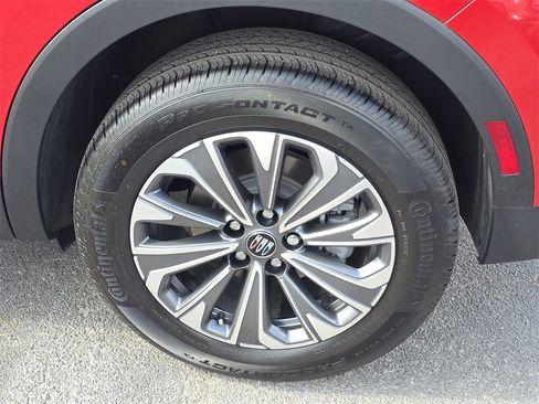 Used 2025 Buick Envision Preferred image 8