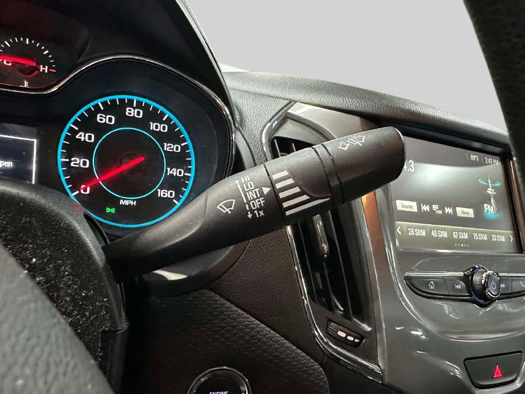 Used 2018 Chevrolet Cruze LT w/ Convenience Package FWD image 26