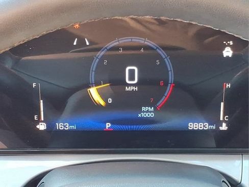 Used 2025 Chevrolet Trax LT w/ Driver Confidence Package FWD image 28