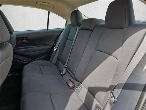 Used 2024 Toyota Corolla LE FWD image 17
