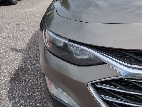 Used 2020 Chevrolet Malibu LT FWD image 10