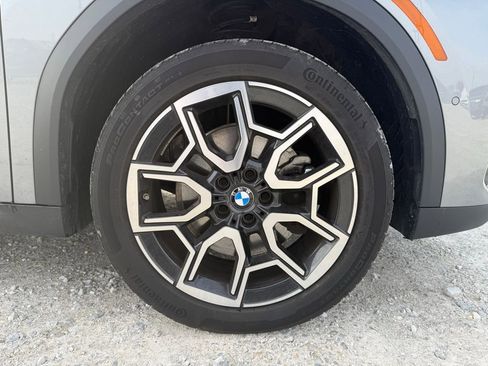 Used 2025 BMW X2 xDrive28i AWD/4WD image 17