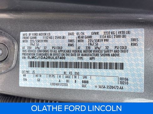 Used 2024 Lincoln Corsair AWD w/ Equipment Group 101A image 29