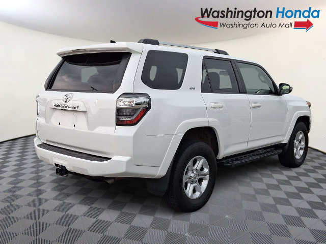 Used 2021 Toyota 4Runner SR5 Premium w/ Moonroof Package AWD/4WD image 6
