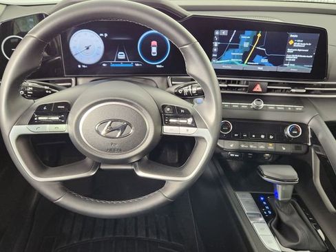 Used 2023 Hyundai Elantra SEL w/ Convenience Package FWD image 27