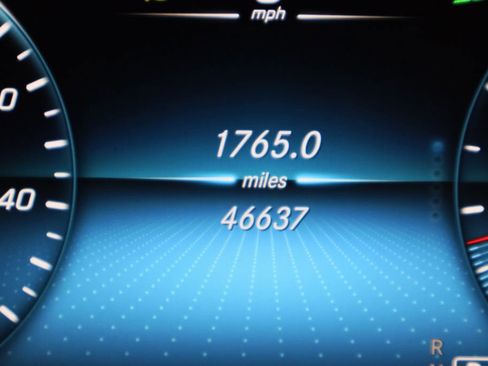 Used 2020 Mercedes-Benz GLC 300 image 42